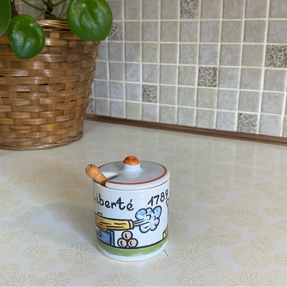 Vintage Maille lidded mustard jar with spoon made in France - Picture 4 of 7